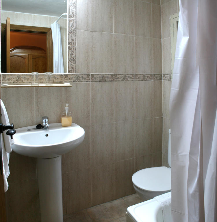 Alojamientos Plaza Mayor Trujillo Habitación foto