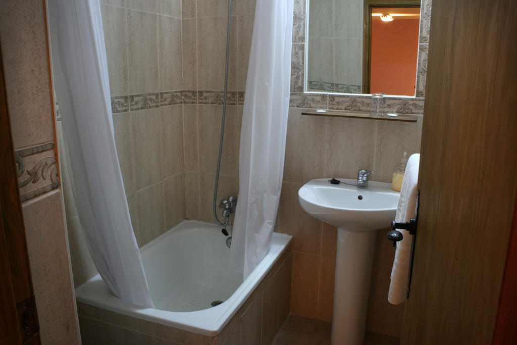 Alojamientos Plaza Mayor Trujillo Habitación foto