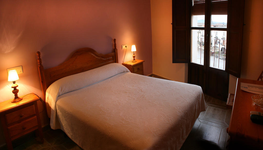 Alojamientos Plaza Mayor Trujillo Habitación foto