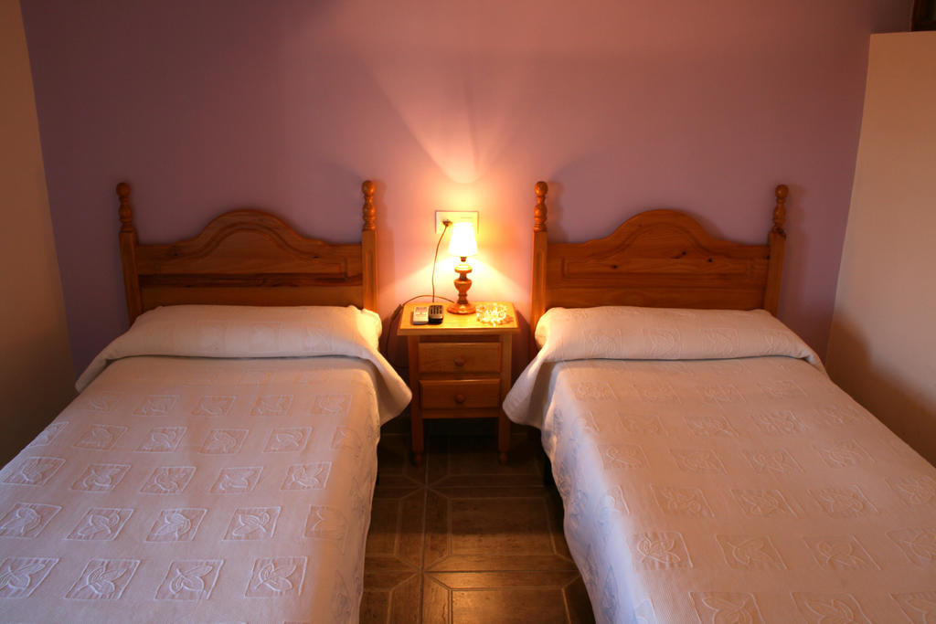 Alojamientos Plaza Mayor Trujillo Habitación foto